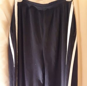 Woman's jogging pants